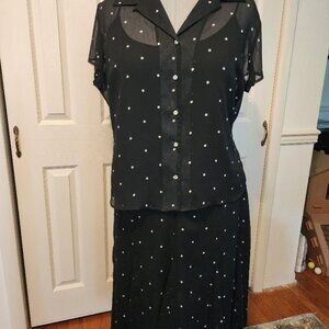 womens size 22 black and white top and skirt